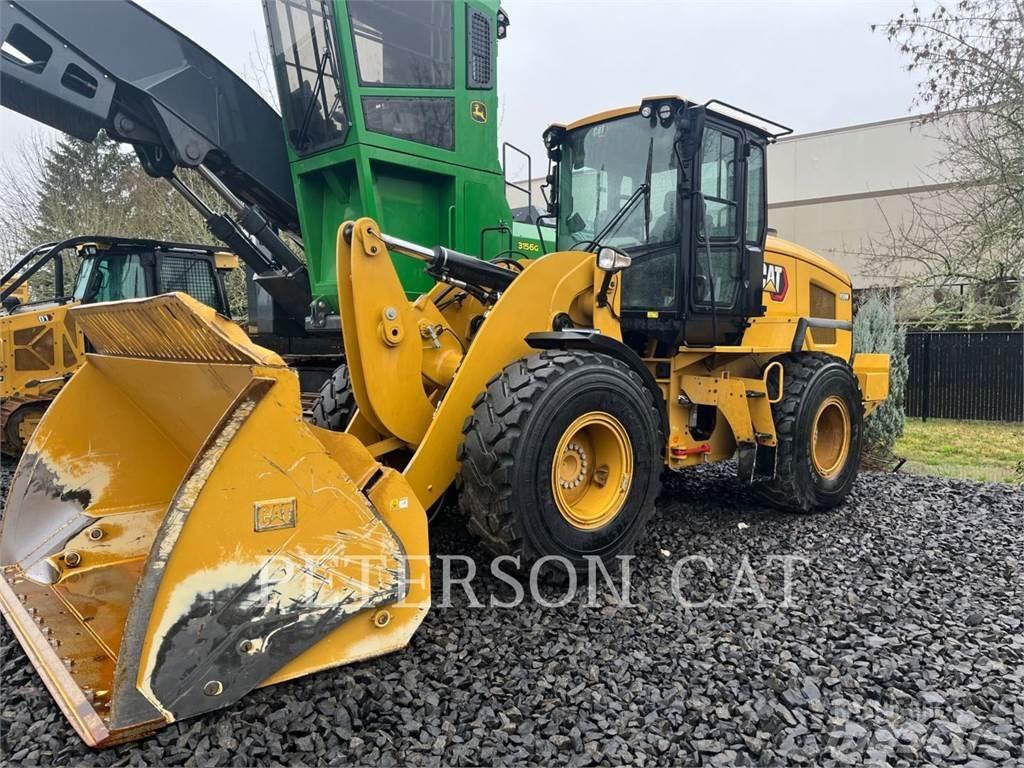 CAT 930M Kolesni nakladalci