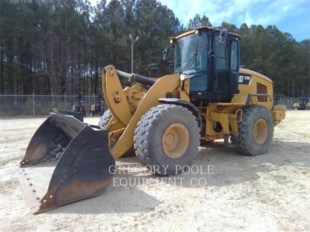CAT 930M Kolesni nakladalci