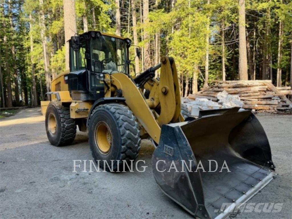 CAT 930M Kolesni nakladalci