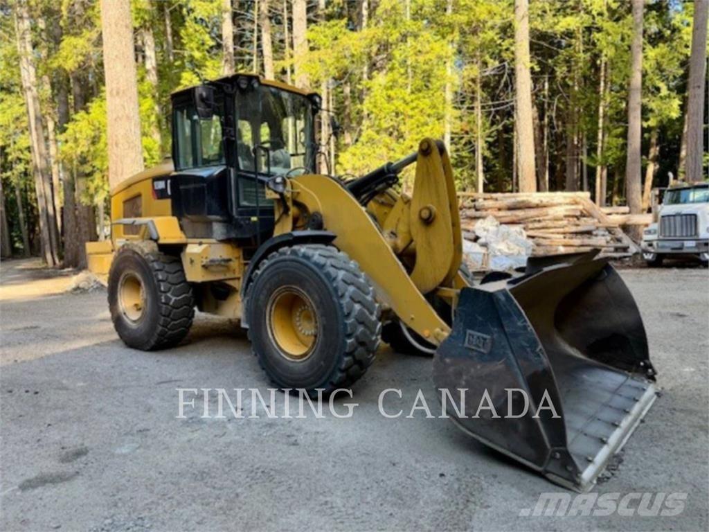 CAT 930M Kolesni nakladalci