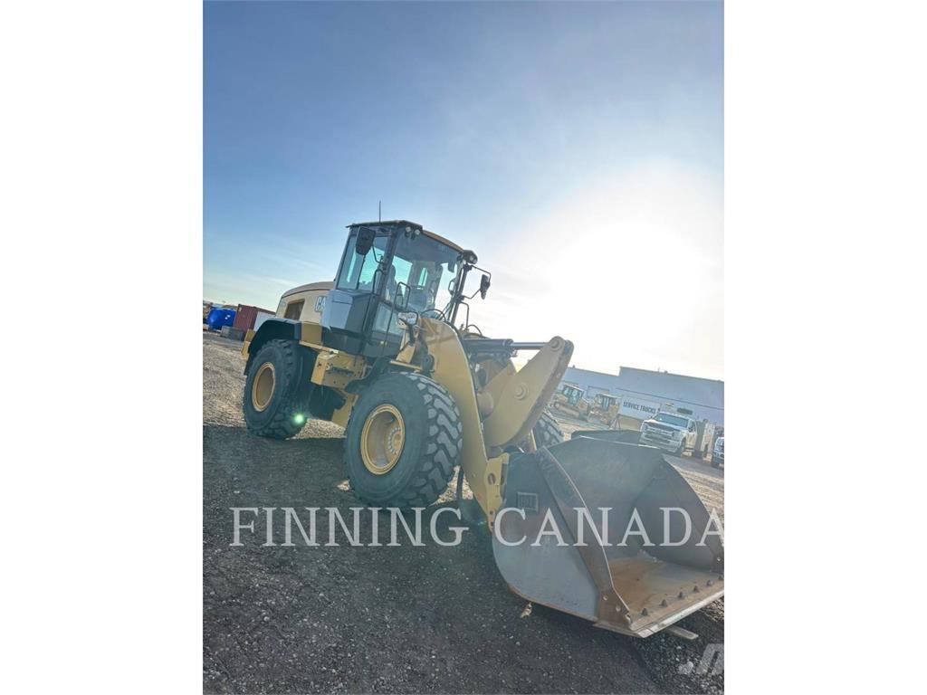 CAT 930M Kolesni nakladalci