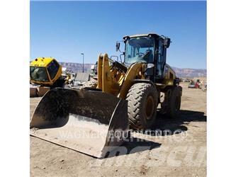 CAT 930M Kolesni nakladalci