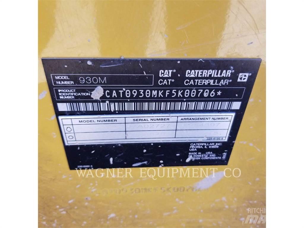 CAT 930M Kolesni nakladalci