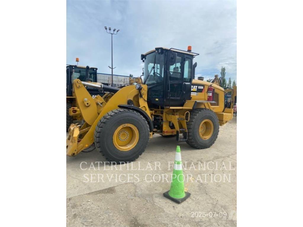 CAT 930M Kolesni nakladalci