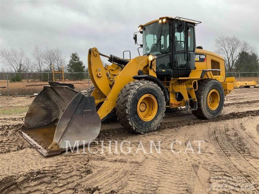 CAT 930M 3RQ Kolesni nakladalci