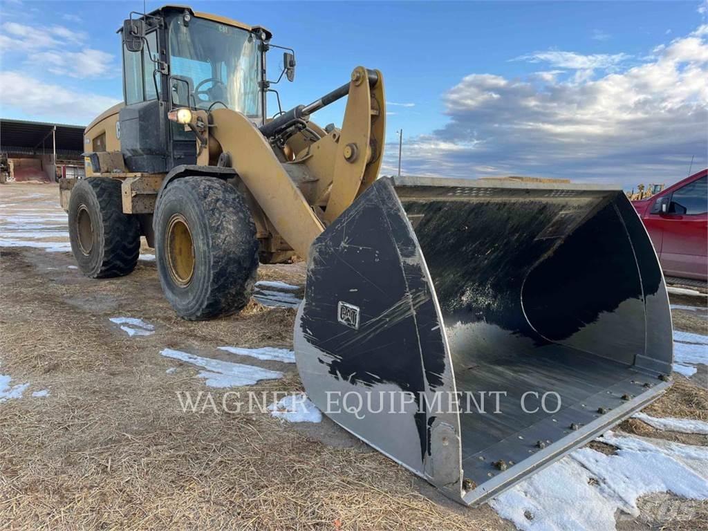 CAT 930M AG HL Kolesni nakladalci