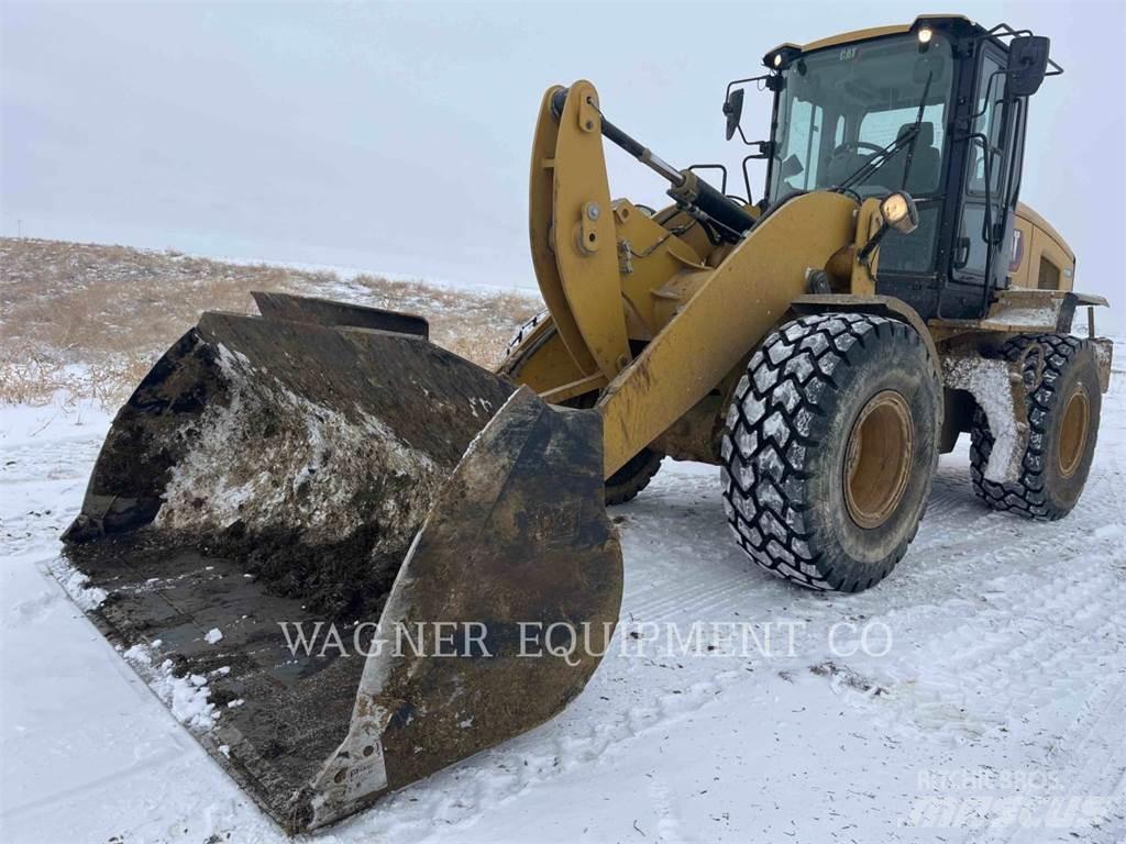 CAT 930M AG HL Kolesni nakladalci