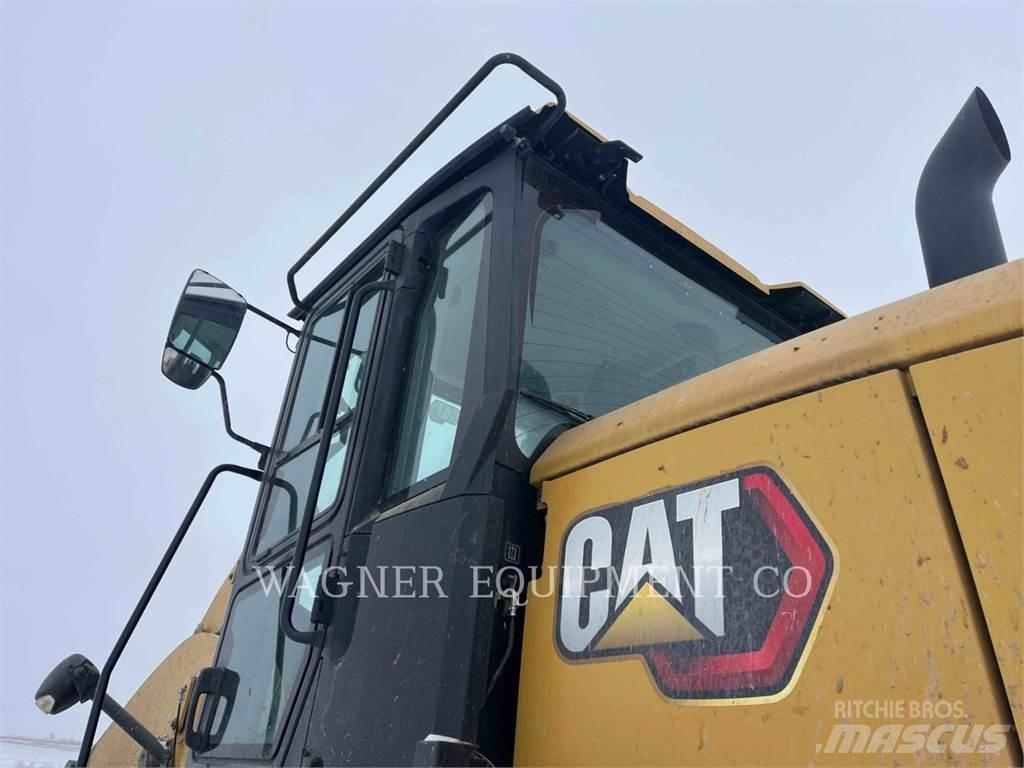 CAT 930M AG HL Kolesni nakladalci