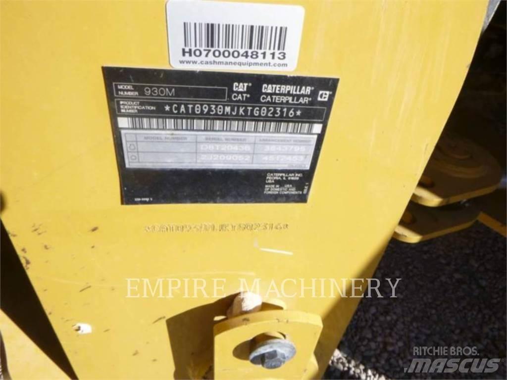 CAT 930M FC Kolesni nakladalci