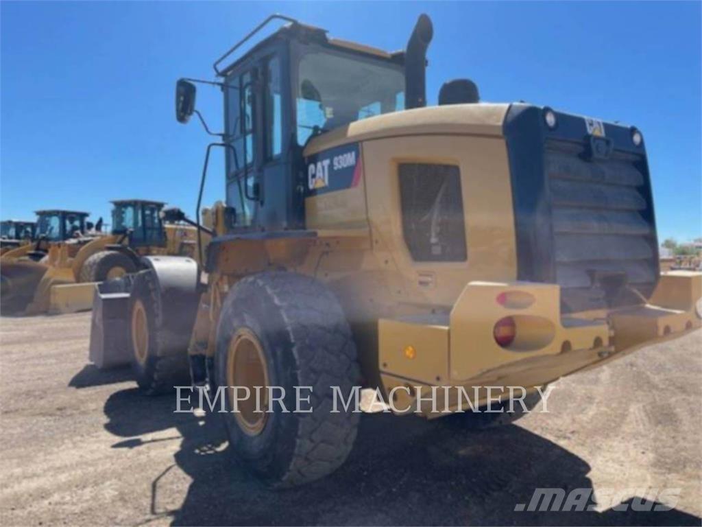 CAT 930M FC Kolesni nakladalci
