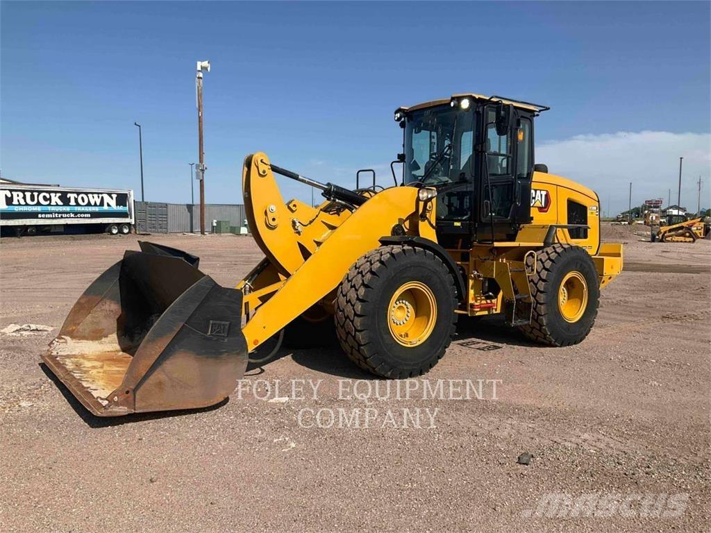 CAT 930MHLAH Kolesni nakladalci