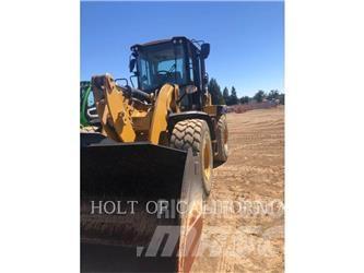 CAT 938 Kolesni nakladalci