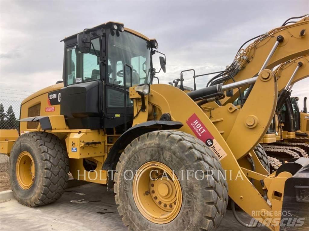 CAT 938 Kolesni nakladalci