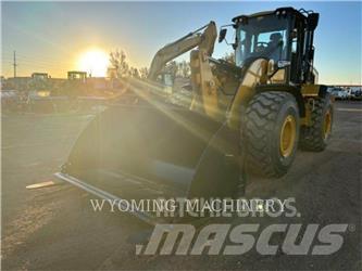 CAT 938 Kolesni nakladalci