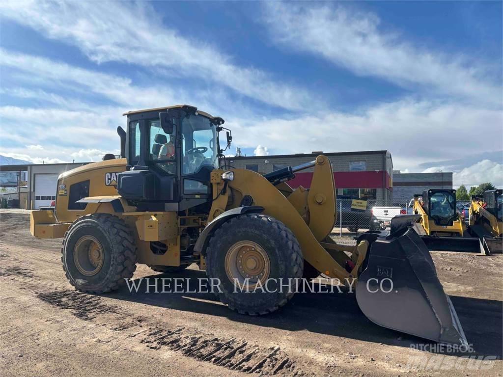 CAT 938 QC Kolesni nakladalci