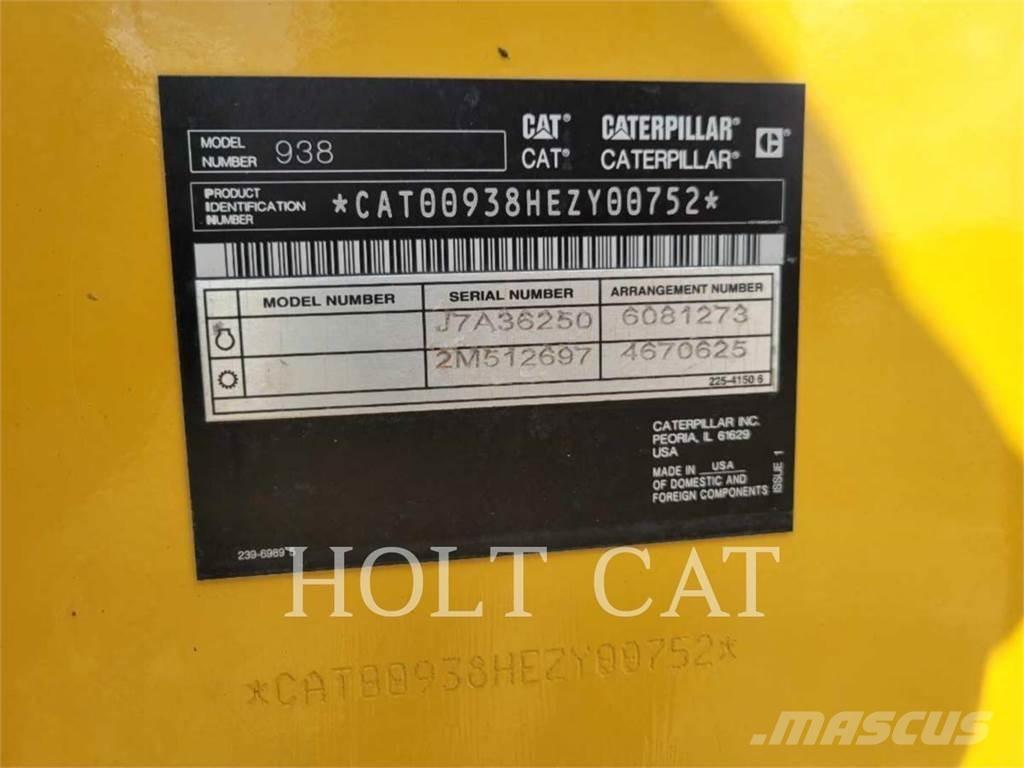 CAT 938 QC Kolesni nakladalci
