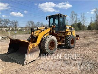 CAT 938G Kolesni nakladalci