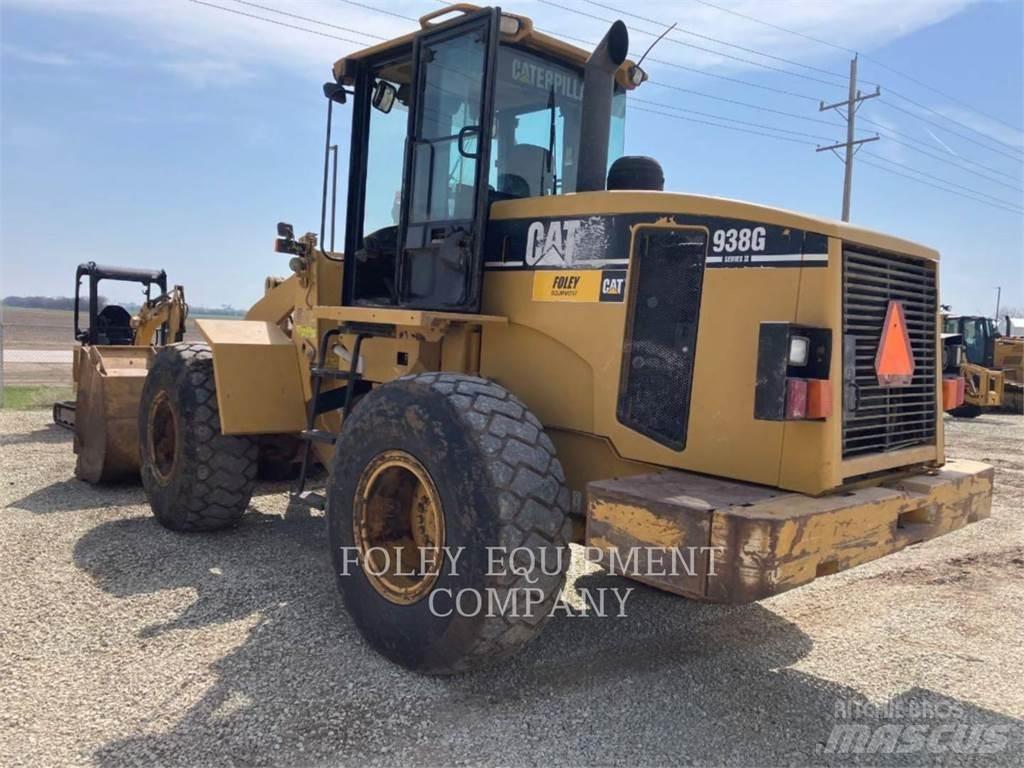 CAT 938G Kolesni nakladalci