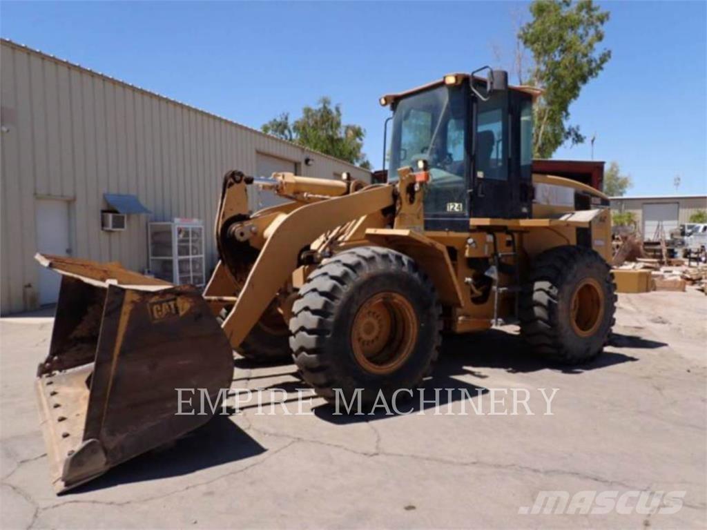 CAT 938G Kolesni nakladalci
