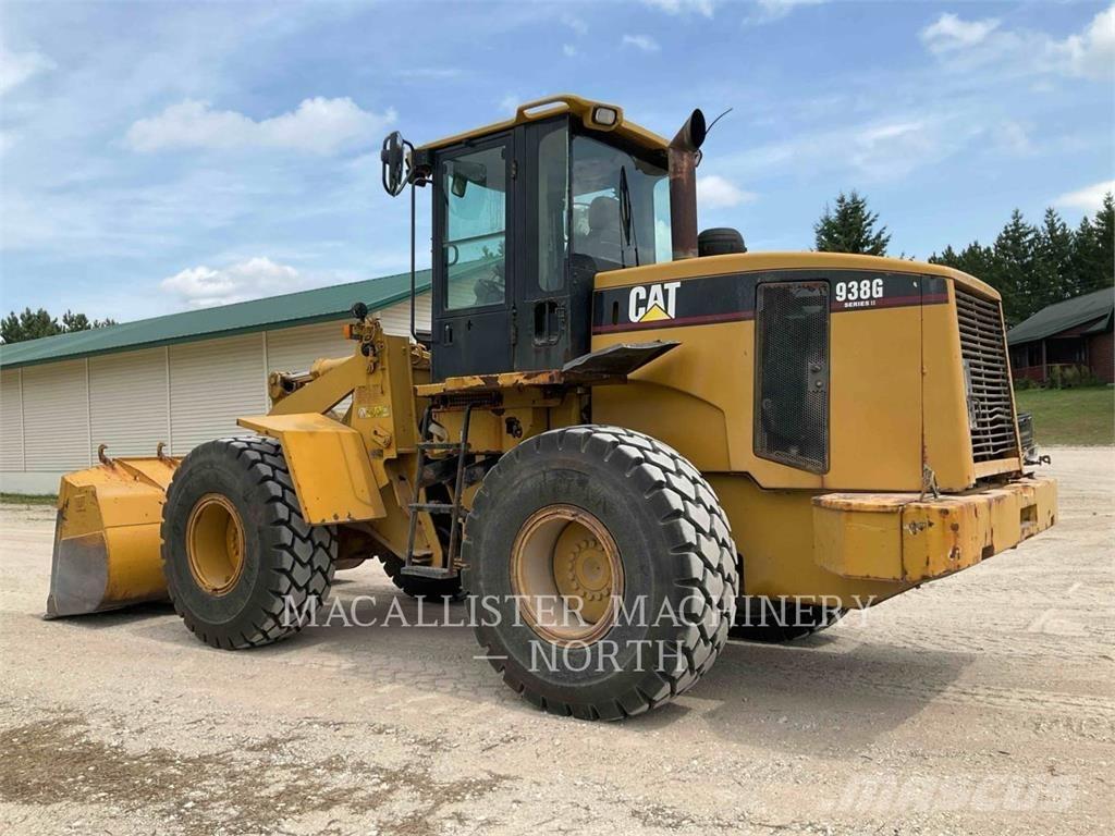 CAT 938G Kolesni nakladalci