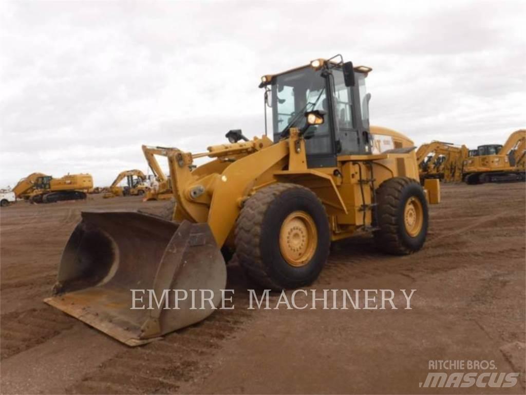 CAT 938H Kolesni nakladalci