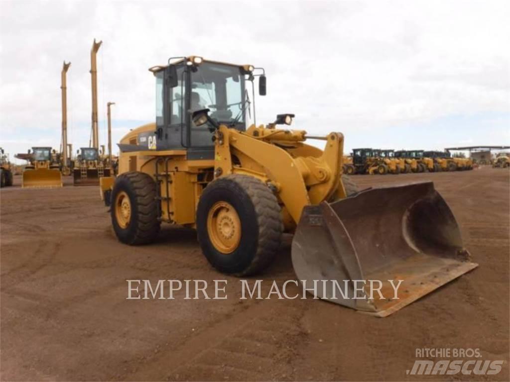 CAT 938H Kolesni nakladalci