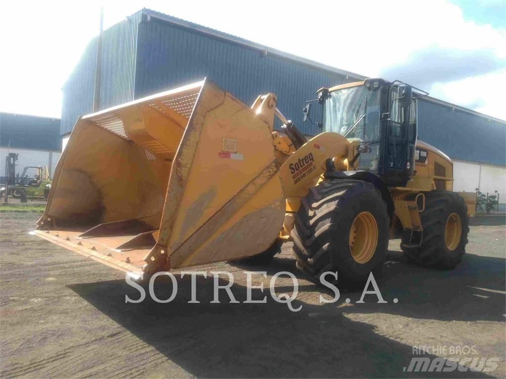 CAT 938K Kolesni nakladalci