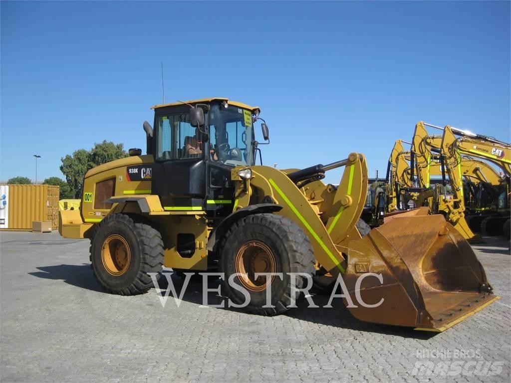 CAT 938K Kolesni nakladalci