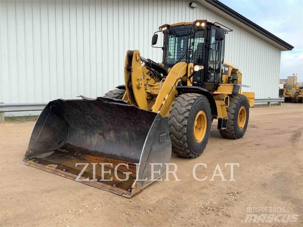 CAT 938K Kolesni nakladalci