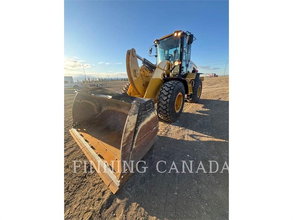 CAT 938K Kolesni nakladalci