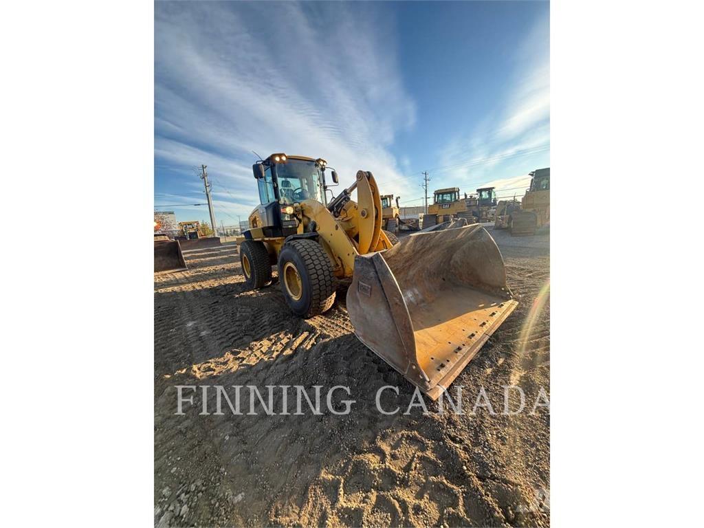 CAT 938K Kolesni Buldožerji