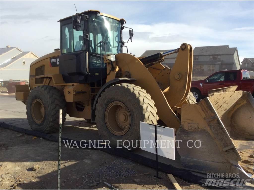 CAT 938M Kolesni nakladalci