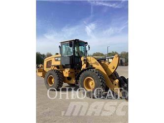 CAT 938M Kolesni nakladalci