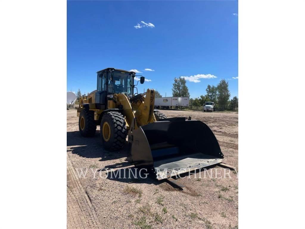 CAT 938M Kolesni nakladalci