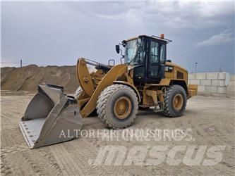 CAT 938M Kolesni nakladalci