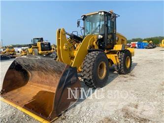 CAT 938M Kolesni nakladalci