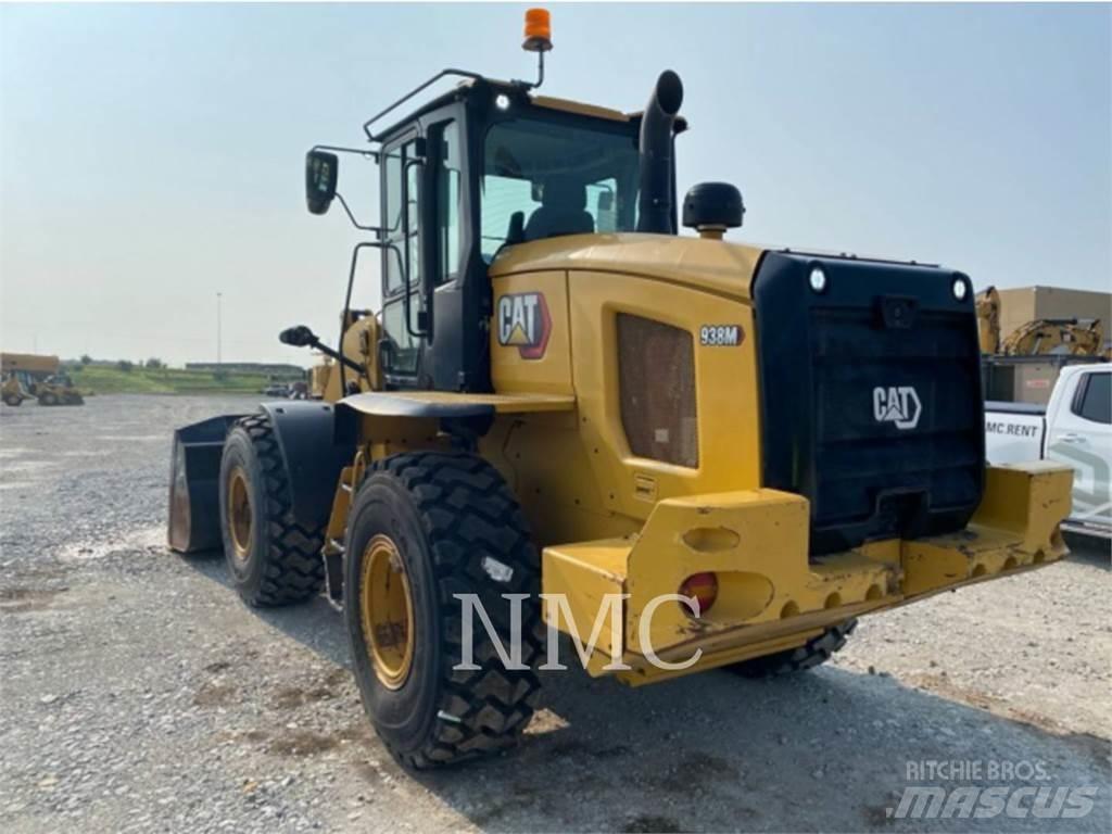 CAT 938M Kolesni nakladalci
