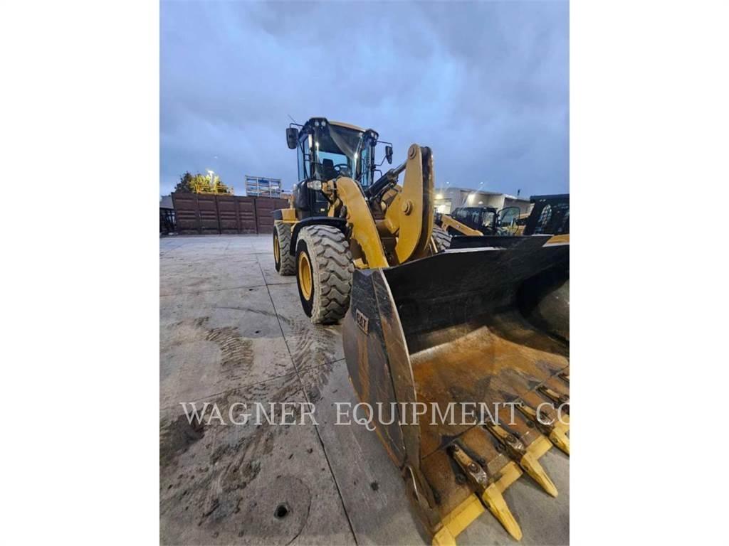 CAT 938M Kolesni nakladalci