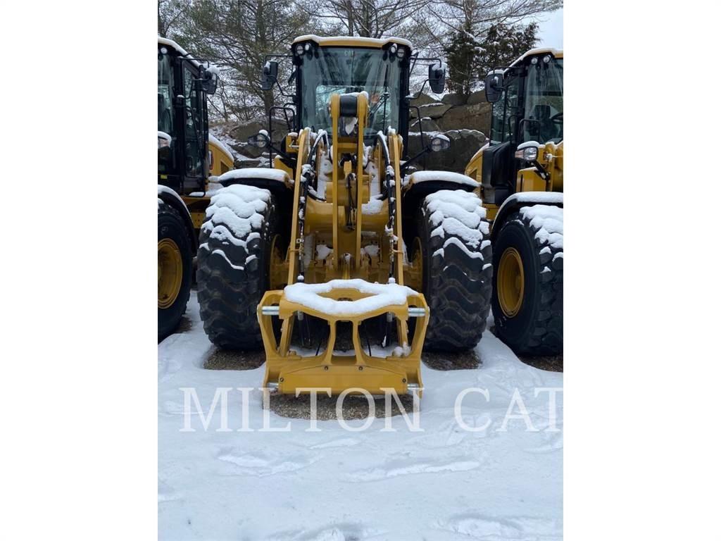 CAT 938M Kolesni nakladalci