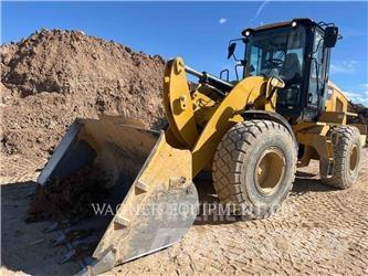 CAT 938M Kolesni nakladalci