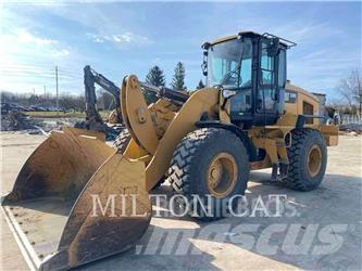 CAT 938M Kolesni nakladalci