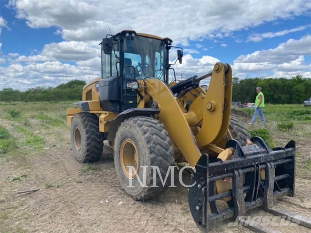 CAT 938M Kolesni nakladalci