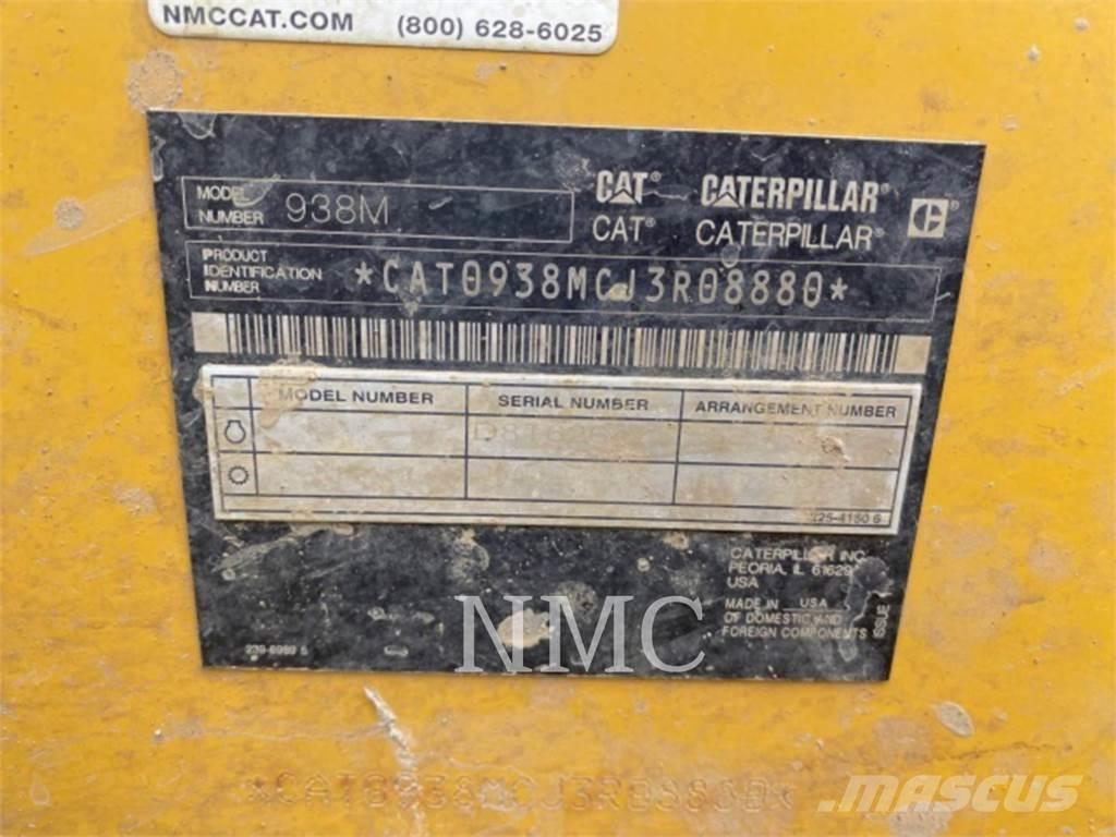 CAT 938M Kolesni nakladalci