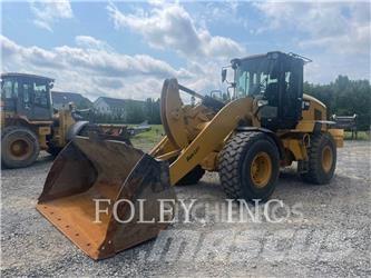CAT 938M Kolesni nakladalci