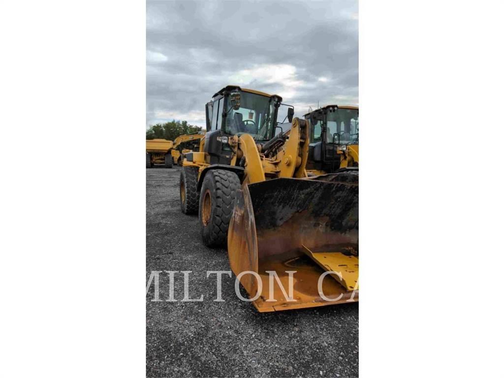 CAT 938M Kolesni nakladalci