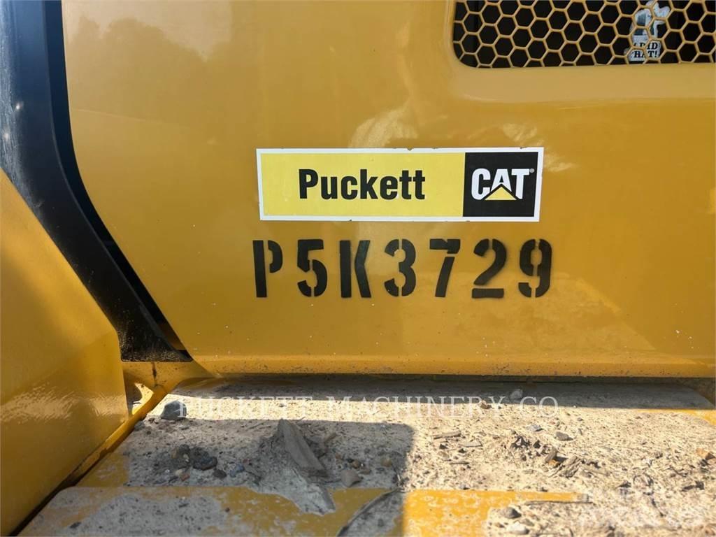 CAT 938M Kolesni nakladalci