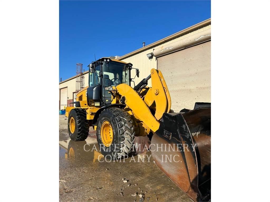 CAT 938M Kolesni nakladalci