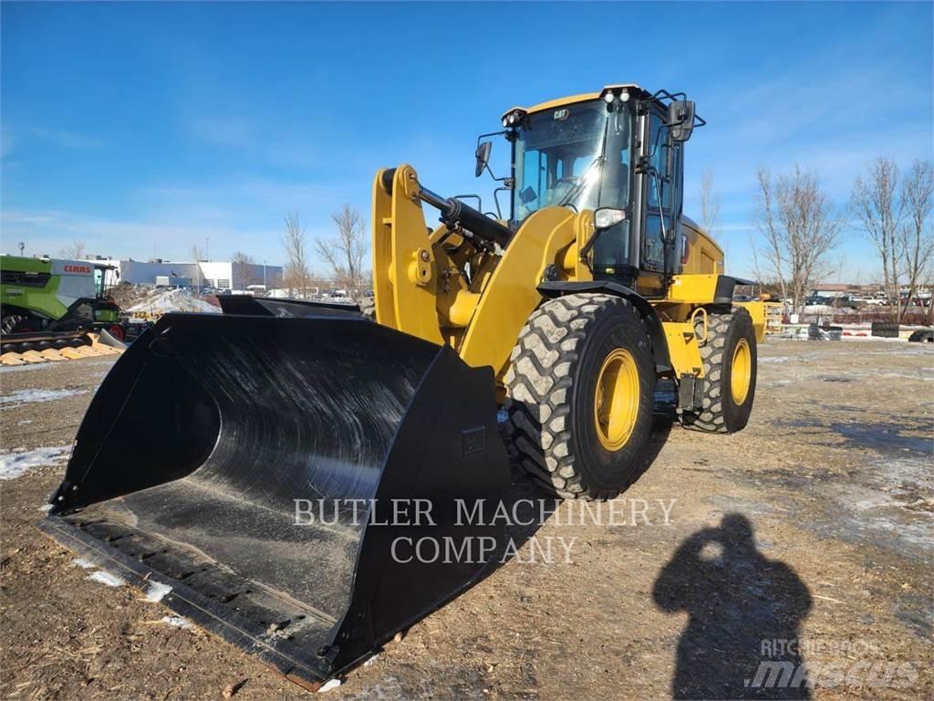 CAT 938M Kolesni nakladalci