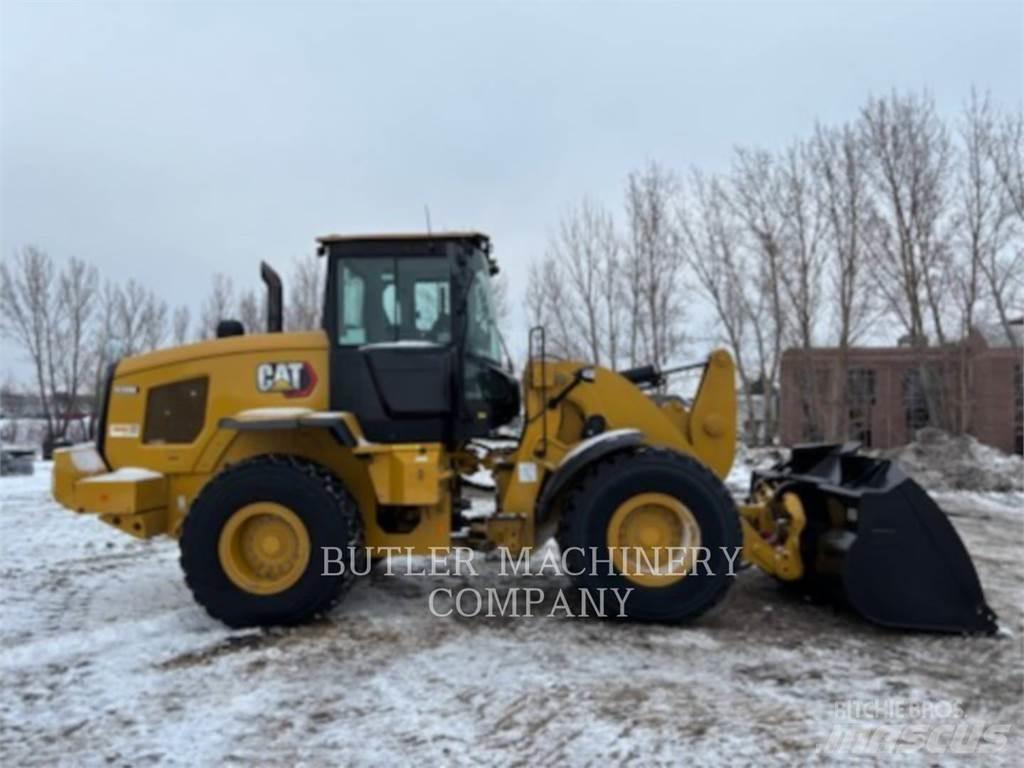CAT 938M Kolesni nakladalci