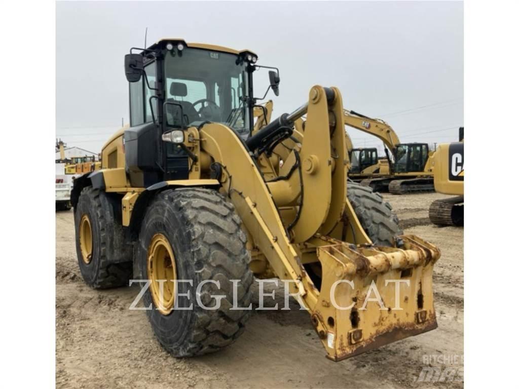 CAT 938M Kolesni nakladalci